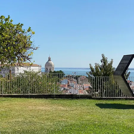 Castle Inn Lisbon Apartments-3